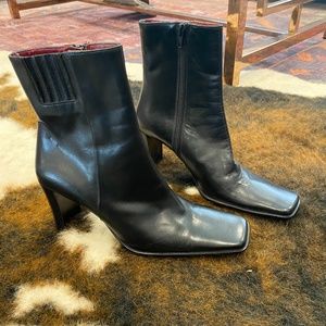 Vero Cuoio Black Genuine Leather Boots